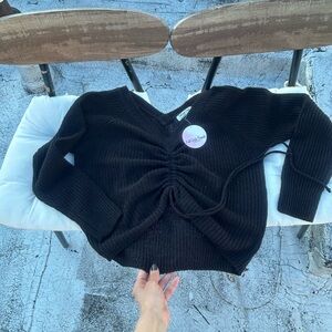 Black chunky knit ruched drawstring front cropped v-neck sweater